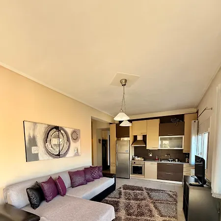 Family's Трикала